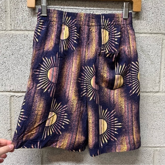 Urban Outfitters Sunburst Shorts - Picture 3 of 6